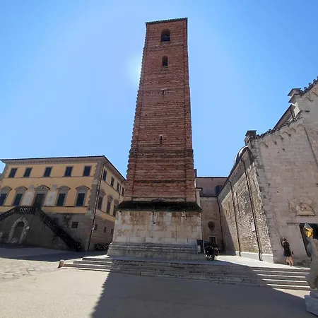Da Luca E Simona Camaiore